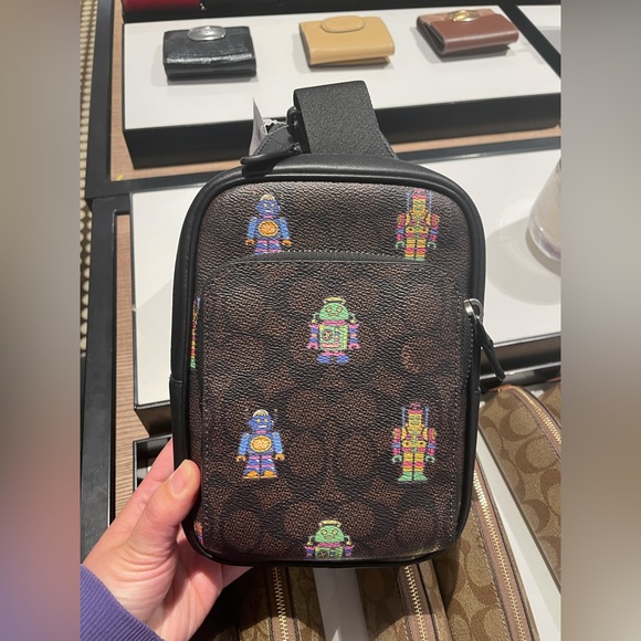 NWT！COACH COSMIC RACER SLING PACK IN SIGNATURE CANVAS WITH ROBOT PRINT（CW317） - Picture 1 of 11